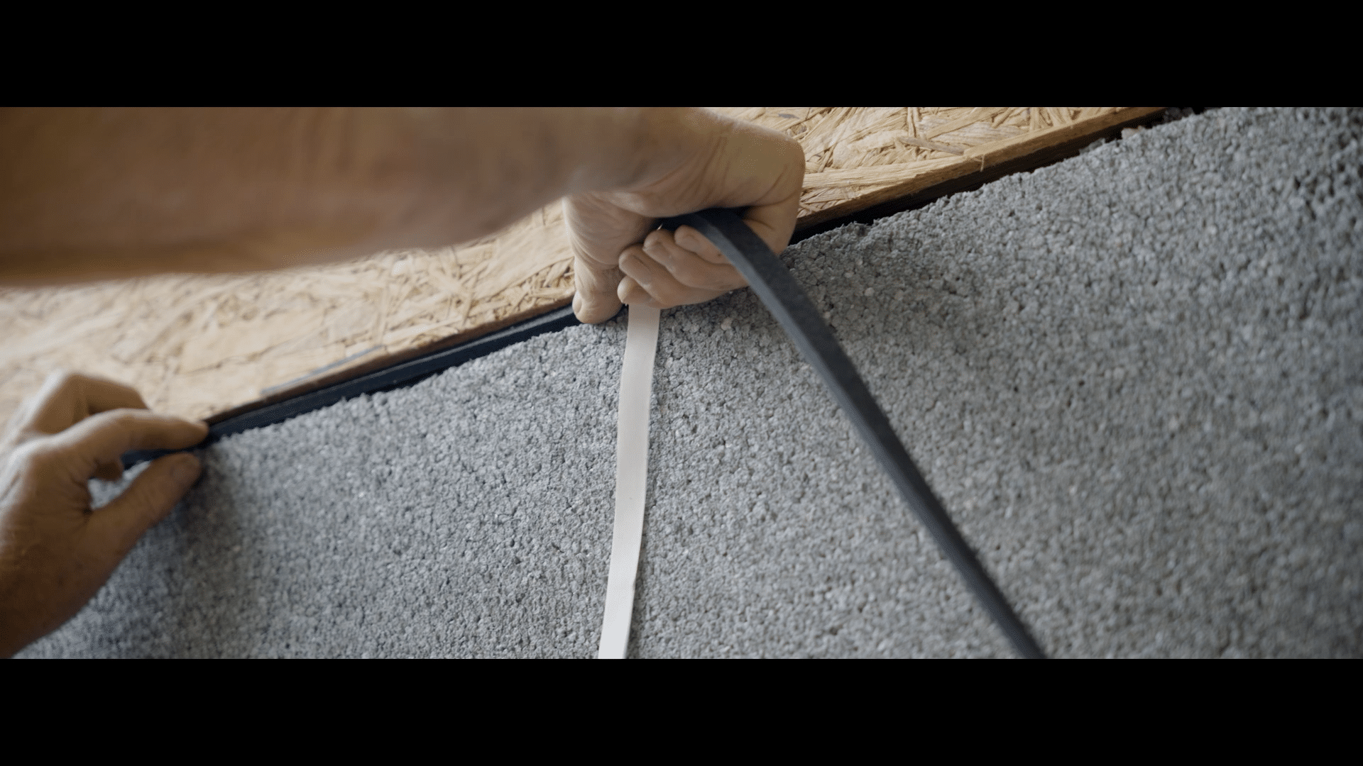 Expanding foam tape