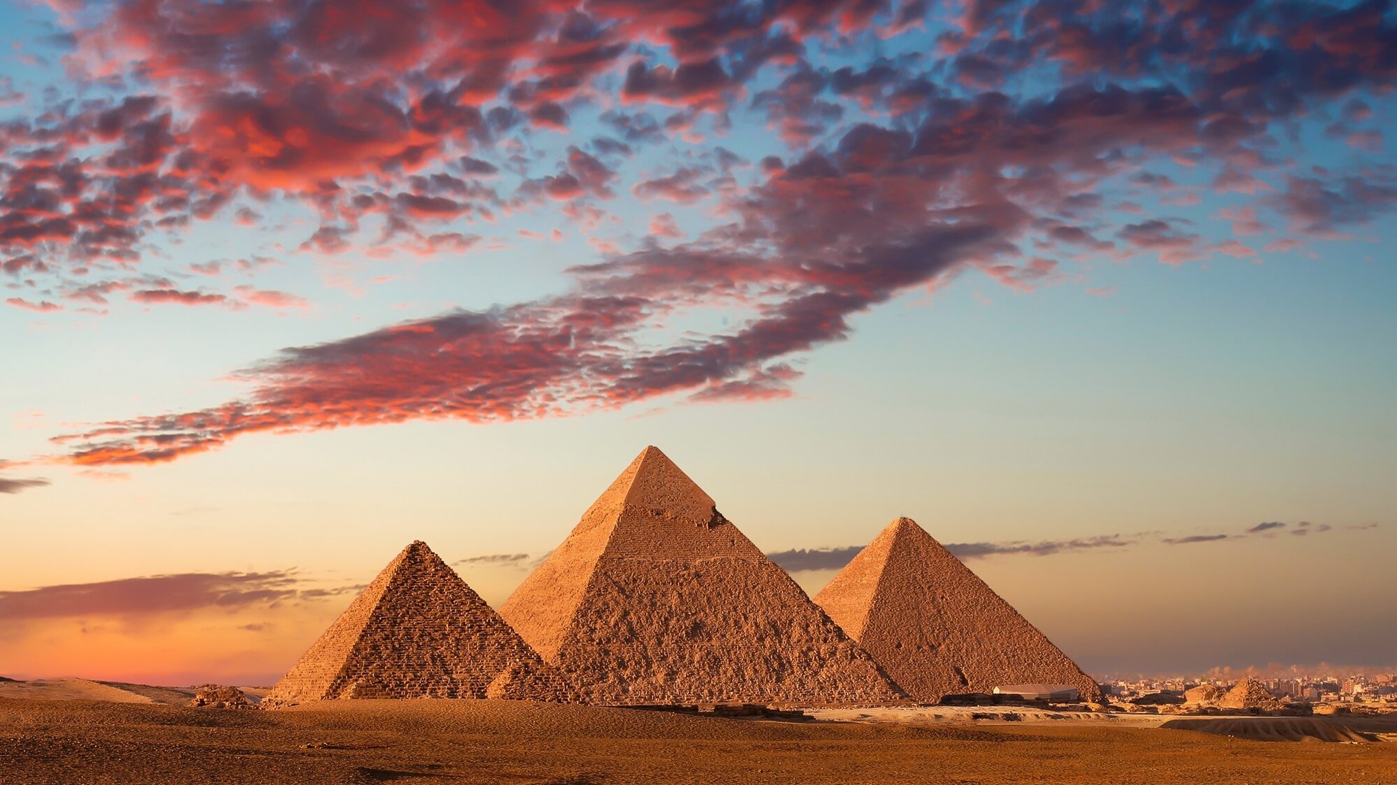 lime render on pyramids