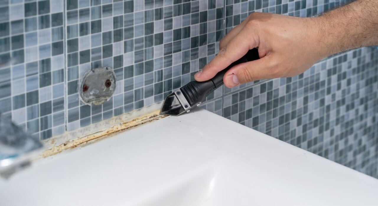 Removing and Replacing Sealant