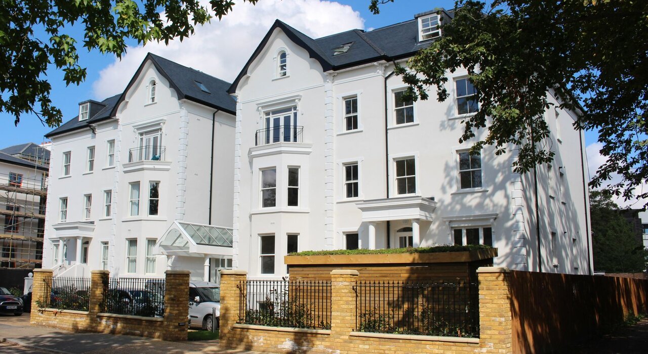 Why the EWI Pro A1 Mineral Render System is the Gold Standard for Fire Safety