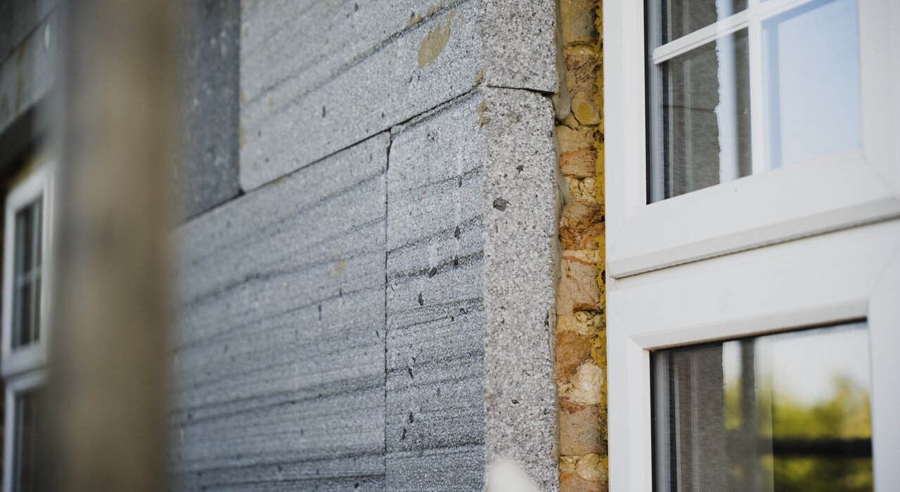 Graphite EPS and Modern Render Systems: The Smart Way to Upgrade UK Homes Efficiently 